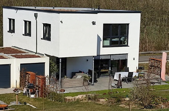 Einfamilienhaus-AmWinkelstueck-mini